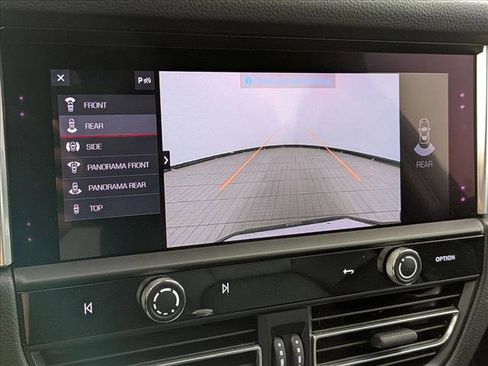 Certified 2025 Porsche Macan image 20