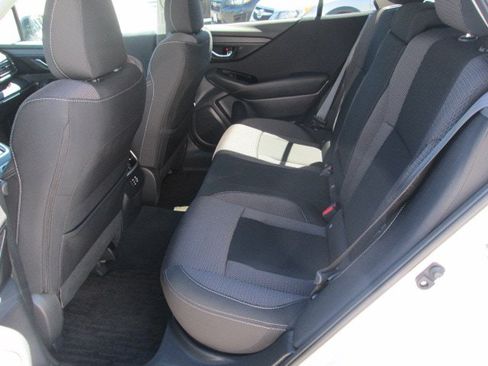 Used 2023 Subaru Outback Premium AWD/4WD image 10