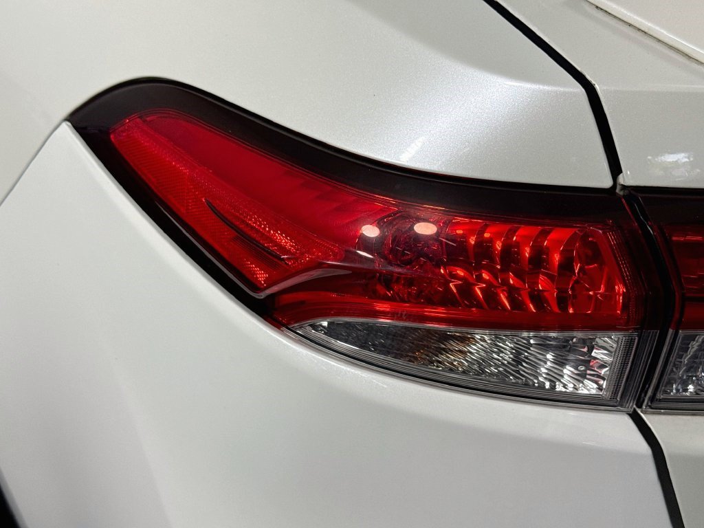 Used 2021 Toyota Corolla SE FWD image 34