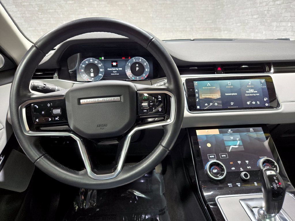 Used 2023 Land Rover Range Rover Evoque SE AWD/4WD image 18