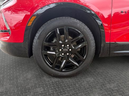 Used 2024 Chevrolet Blazer RS FWD image 9