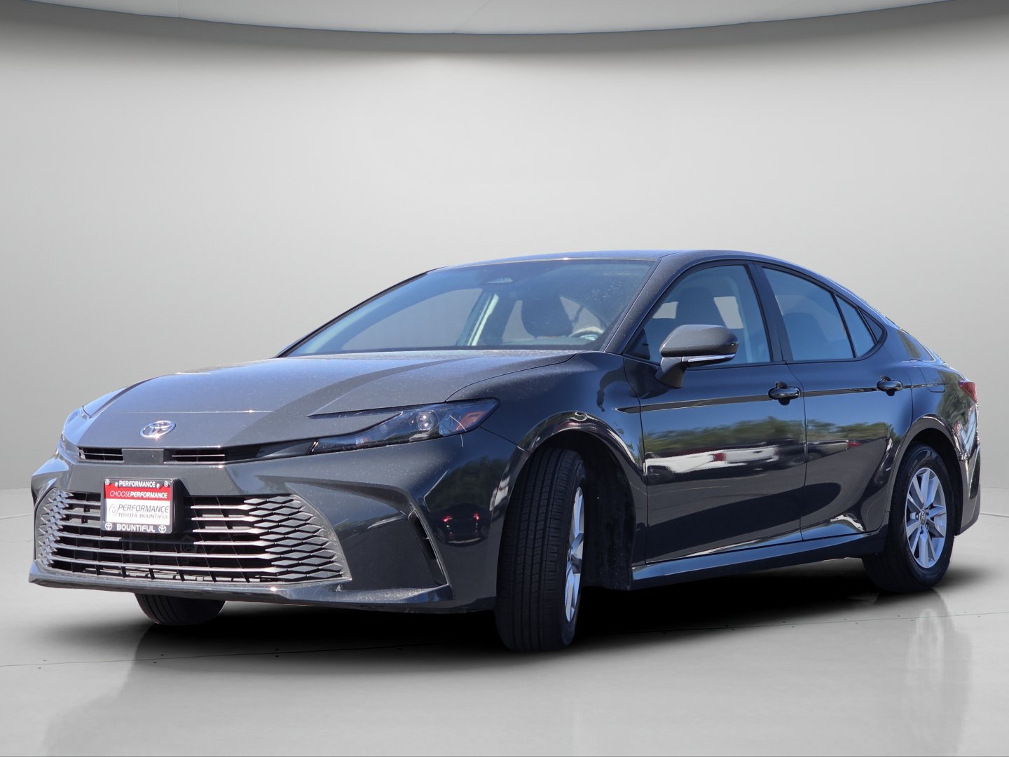Used 2025 Toyota Camry LE FWD image 18