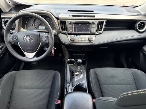 Used 2015 Toyota RAV4 XLE FWD image 22