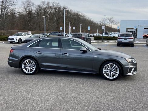 Used 2023 Audi A4 2.0T Premium w/ Convenience Package image 4