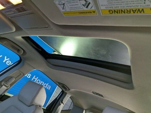 Used 2018 Honda CR-V Touring image 20