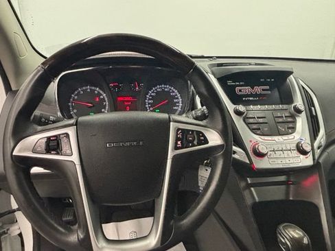 Used 2013 GMC Terrain Denali FWD image 23