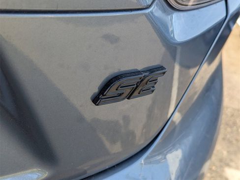 Certified 2025 Toyota Corolla SE image 6