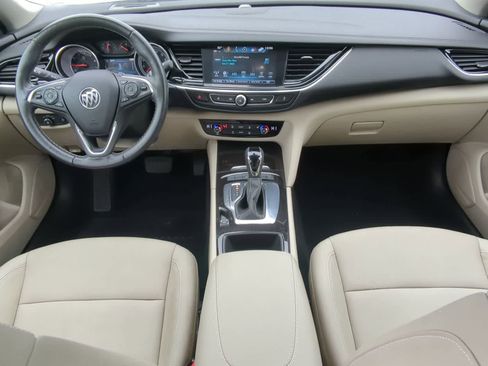 Used 2018 Buick Regal Essence w/ Driver Confidence Package #1 FWD image 15