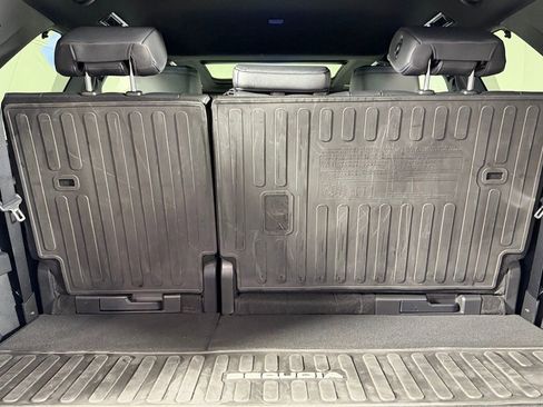 Used 2025 Toyota Sequoia Platinum image 28