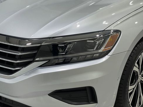 Used 2020 Volkswagen Passat 2.0T SEL image 33