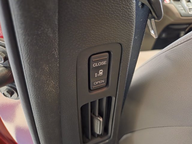 Used 2023 Honda Odyssey EX image 14