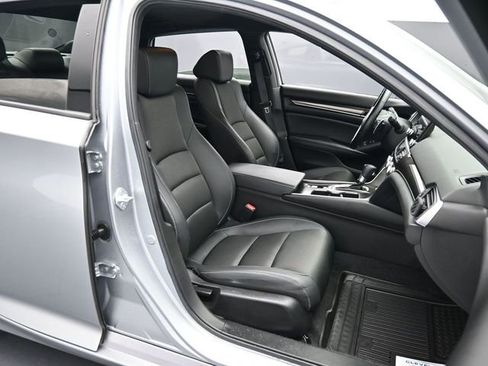 Used 2021 Honda Accord Sport image 25