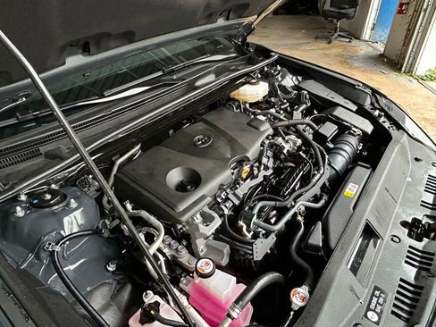 Used 2025 Toyota Camry SE w/ Convenience Package FWD image 30