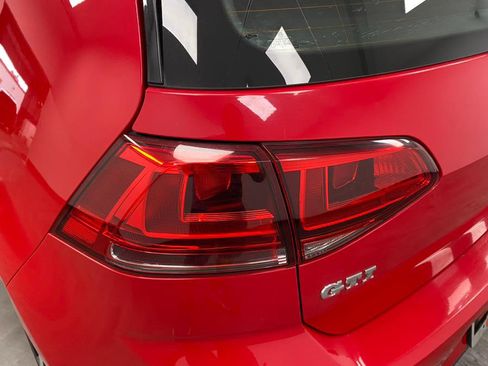 Used 2017 Volkswagen GTI S image 13