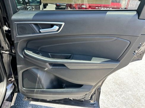 Used 2024 Ford Edge Titanium AWD/4WD image 44
