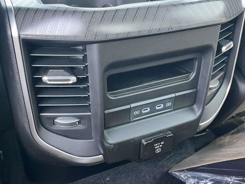 New 2026 RAM 1500 4x4 Crew Cab image 16