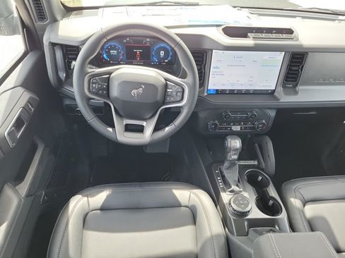 New 2026 Ford Bronco Big Bend w/ Black Diamond Package AWD/4WD image 17