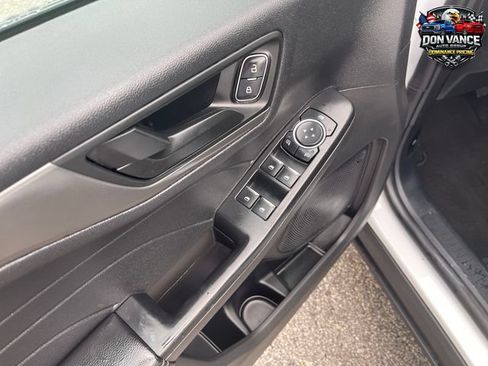 Used 2025 Ford Escape Active AWD/4WD image 11