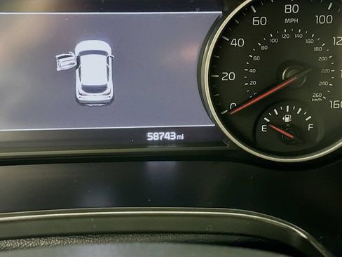 Used 2023 Kia Seltos SX AWD/4WD image 15
