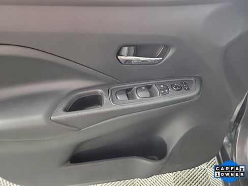 Used 2023 Nissan Versa SV image 13