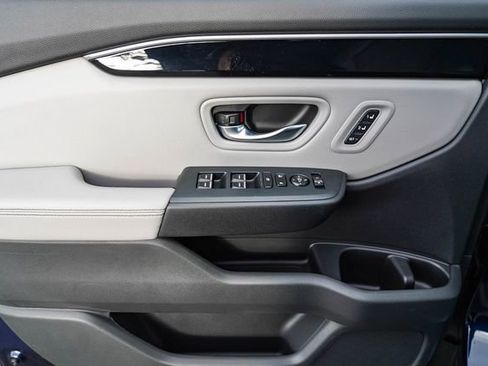 New 2025 Honda Pilot EX-L image 19