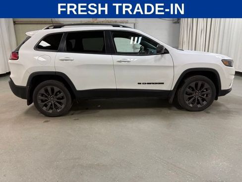 Used 2021 Jeep Cherokee Latitude Lux 80th Anniv w/ Quick Order Package 26U 80TH AWD/4WD image 3