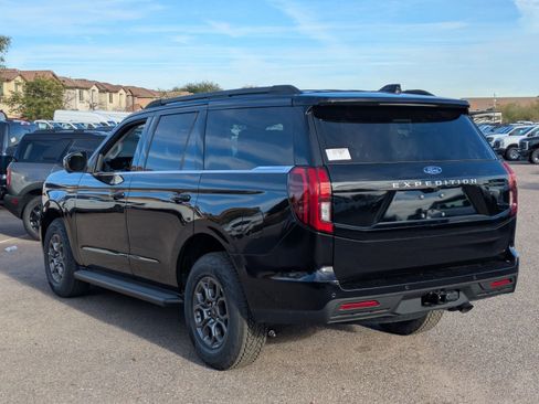 New 2026 Ford Expedition XL image 3