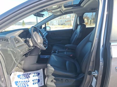 Used 2024 Honda Odyssey EX-L image 9