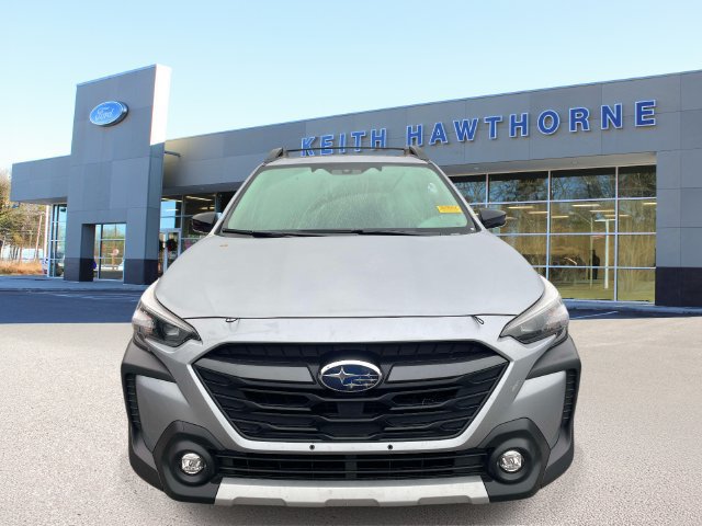 Used 2025 Subaru Outback Limited w/ Popular Package #2 AWD/4WD image 2