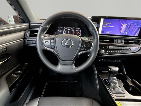 Used 2024 Lexus ES 350 w/ Premium Package FWD image 8