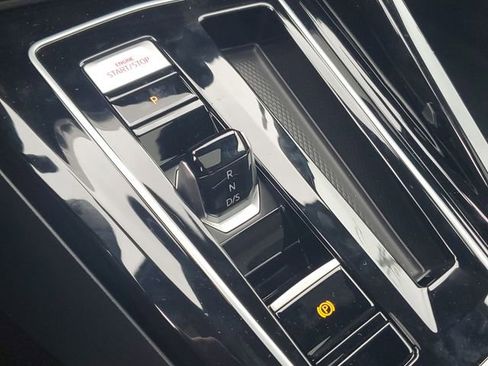 New 2026 Volkswagen GTI SE FWD image 29