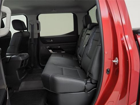 Used 2024 Toyota Tundra Limited AWD/4WD image 19