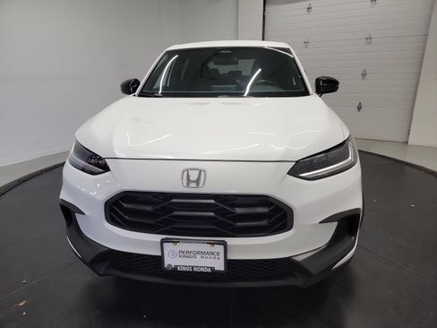 Used 2024 Honda HR-V Sport image 2