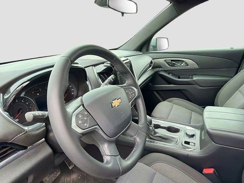 Used 2023 Chevrolet Traverse LT AWD/4WD image 11