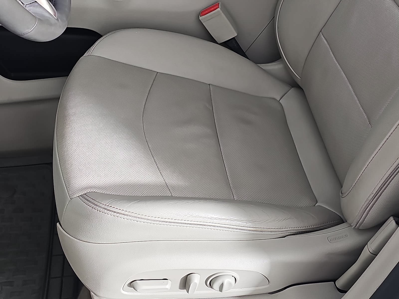 Used 2018 GMC Terrain Denali w/ Advanced Safety Package FWD image 25