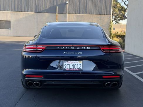 Used 2018 Porsche Panamera 4S image 15