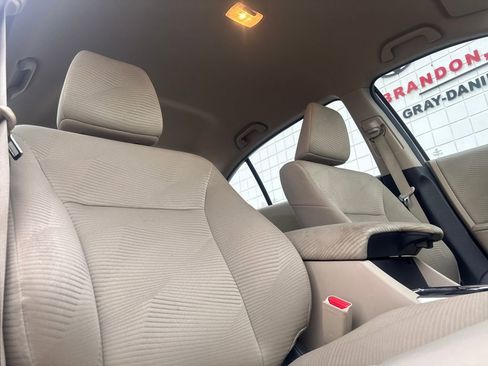 Used 2017 Honda Accord LX image 24