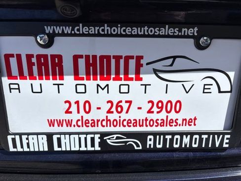 Used 2021 Toyota Corolla LE image 57