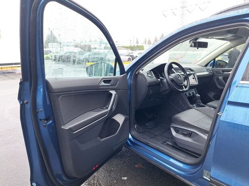 Used 2019 Volkswagen Tiguan SE image 21
