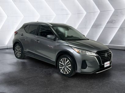 Used 2021 Nissan Kicks SV