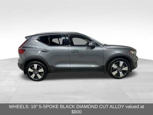 Used 2019 Volvo XC40 T5 Momentum AWD/4WD image 4