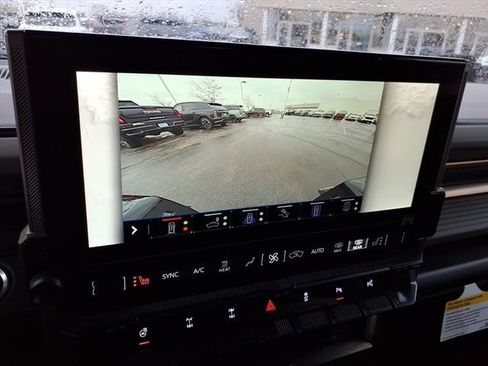 Used 2024 GMC Hummer EV 3X w/ Extreme Off-Road Package AWD/4WD image 33
