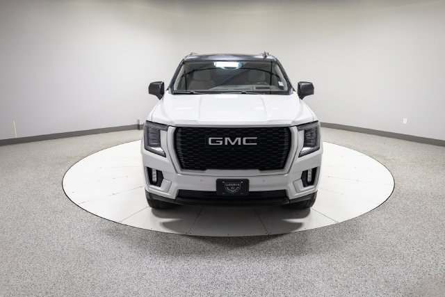 Used 2023 GMC Yukon XL Denali w/ Denali Reserve Package AWD/4WD image 30
