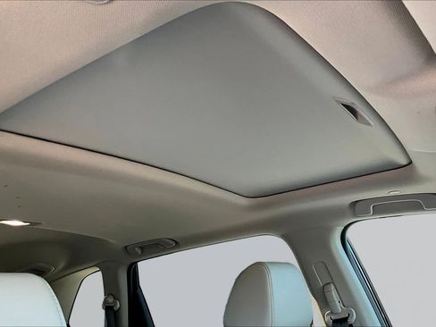 Used 2025 Honda CR-V EX-L image 13