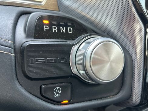 Used 2020 RAM 1500 Limited RWD image 33