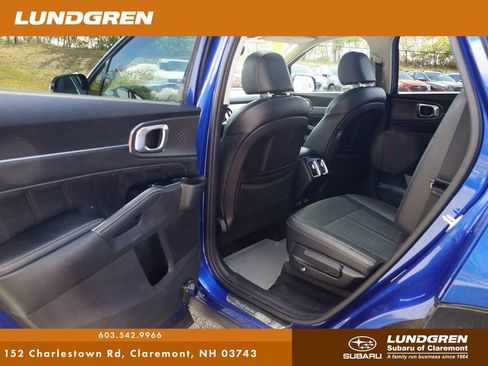 Used 2022 Kia Sorento SX image 17