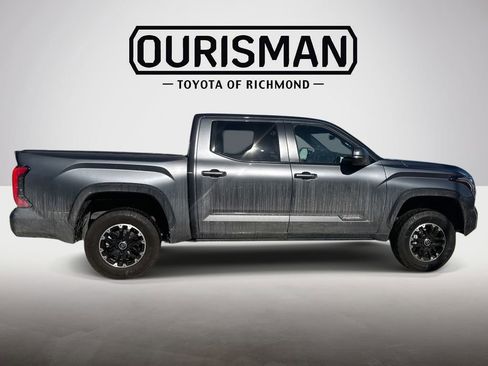 Used 2024 Toyota Tundra Platinum image 8