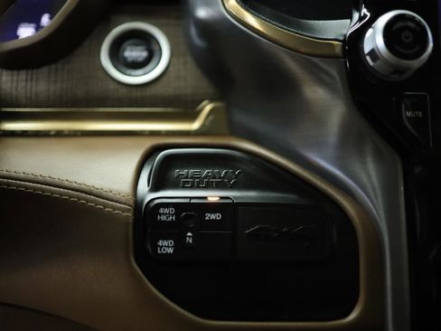 Used 2024 RAM 3500 Limited image 41