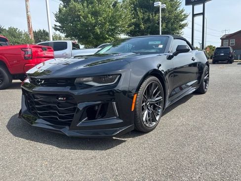 Used 2018 Chevrolet Camaro ZL1 RWD image 1