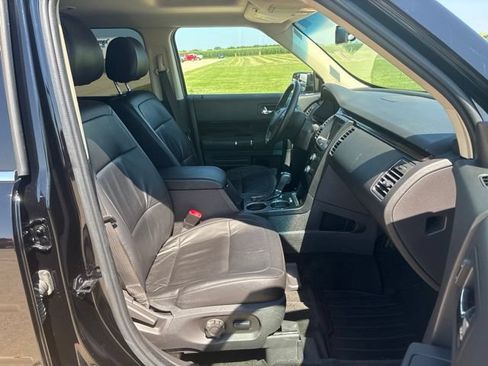 Used 2016 Ford Flex SEL w/ Equipment Group 202A AWD/4WD image 23